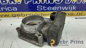 Gebruikte Gasklephuis Opel Vectra C Caravan 2.2 DIG 16V Prijs € 30,00 Margeregeling aangeboden door Autorec. Gebr. Prins b.v.