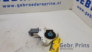 Gebruikte Motor electrisch raam Audi A4 Avant (B8) 1.8 TFSI 16V Prijs € 15,00 Margeregeling aangeboden door Autorec. Gebr. Prins b.v.