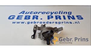 Gebruikte Extra waterpomp Mercedes CLA (117.3) 2.2 CLA-220 CDI, 220 d 16V Prijs € 30,00 Margeregeling aangeboden door Autorec. Gebr. Prins b.v.