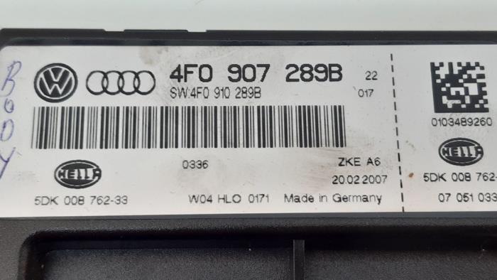 Module Comfort van een Audi A6 Avant (C6) 2.7 TDI V6 24V 2007