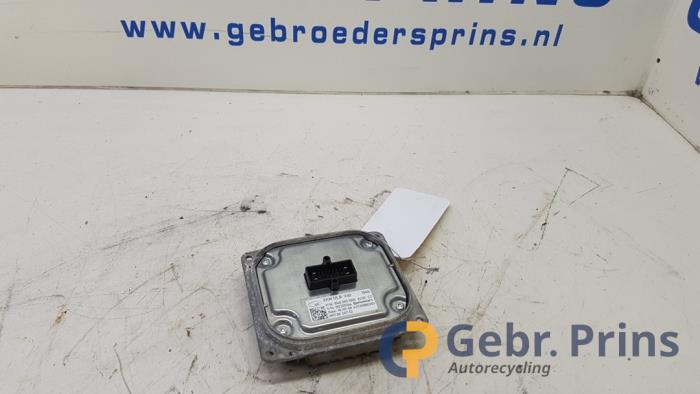 Gebruikte Module LED koplamp Volvo V40 (MV) 1.5 T3 16V Geartronic Prijs € 75,00 Margeregeling aangeboden door Autorec. Gebr. Prins b.v.