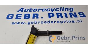 Gebruikte Pen Bobine Opel Karl 1.0 12V Prijs € 15,00 Margeregeling aangeboden door Autorec. Gebr. Prins b.v.