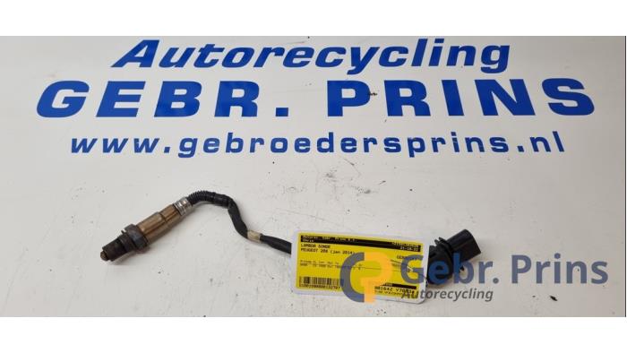 Gebruikte Lambda Sonde Peugeot 208 I (CA/CC/CK/CL) 1.6 e-HDi FAP Prijs € 20,00 Margeregeling aangeboden door Autorec. Gebr. Prins b.v.