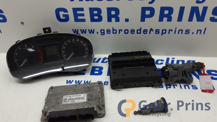 Gebruikte Kontaktslot + computer Skoda Fabia II (5J) 1.2i Prijs € 125,00 Margeregeling aangeboden door Autorec. Gebr. Prins b.v.