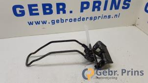 Gebruikte Deurvanger bus/bestel links Citroen Jumpy (G9) 2.0 HDiF 16V 125 Prijs € 18,15 Inclusief btw aangeboden door Autorec. Gebr. Prins b.v.