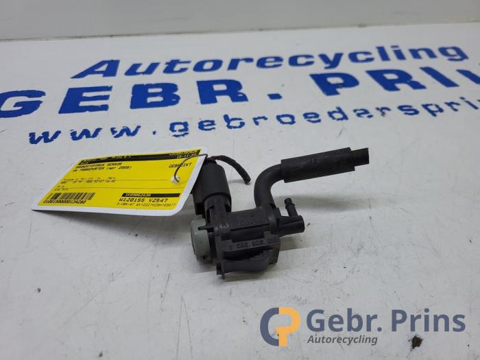 Gebruikte Brandstofdruk sensor Volkswagen Transporter T5 1.9 TDi Prijs € 12,10 Inclusief btw aangeboden door Autorec. Gebr. Prins b.v.