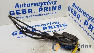 Gebruikte Handrem motor Opel Meriva 1.4 Turbo 16V ecoFLEX Prijs € 75,00 Margeregeling aangeboden door Autorec. Gebr. Prins b.v.