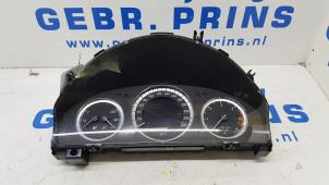 Gebruikte Tellerklok Mercedes C Estate (S204) 2.2 C-200 CDI 16V BlueEFFICIENCY Prijs € 100,00 Margeregeling aangeboden door Autorec. Gebr. Prins b.v.