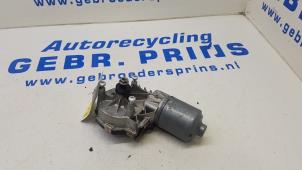 Gebruikte Ruitenwissermotor voor Mercedes C Estate (S204) 2.2 C-200 CDI 16V BlueEFFICIENCY Prijs € 50,00 Margeregeling aangeboden door Autorec. Gebr. Prins b.v.