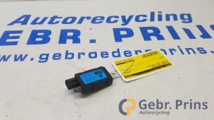 Gebruikte Antenne Versterker Peugeot 2008 (CU) 1.6 VTI 16V Prijs € 30,00 Margeregeling aangeboden door Autorec. Gebr. Prins b.v.