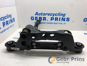 Gebruikte Versnellingsbak Steun Volkswagen Transporter T5 2.0 BiTDI DRF Prijs € 60,50 Inclusief btw aangeboden door Autorec. Gebr. Prins b.v.