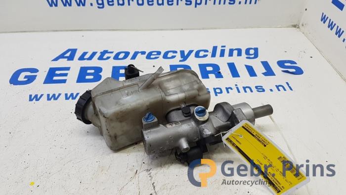 Gebruikte Hoofdremcilinder Volkswagen Transporter T5 2.0 BiTDI DRF Prijs € 42,35 Inclusief btw aangeboden door Autorec. Gebr. Prins b.v.