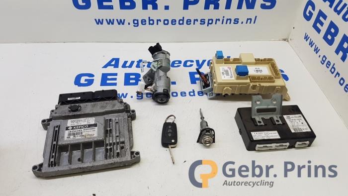 Gebruikte Kontaktslot + computer Hyundai i20 1.4i 16V Prijs € 150,00 Margeregeling aangeboden door Autorec. Gebr. Prins b.v.