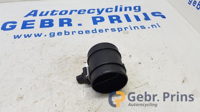 Gebruikte Luchtmassameter Opel Insignia 2.0 CDTI 16V 160 Ecotec Prijs € 30,00 Margeregeling aangeboden door Autorec. Gebr. Prins b.v.