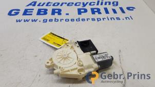 Gebruikte Raammotor Portier Renault Megane III Grandtour (KZ) 1.5 dCi 110 Prijs € 25,00 Margeregeling aangeboden door Autorec. Gebr. Prins b.v.