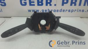Gebruikte Licht + Raw Schakelaar Fiat Punto II (188) 1.2 16V Prijs € 25,00 Margeregeling aangeboden door Autorec. Gebr. Prins b.v.