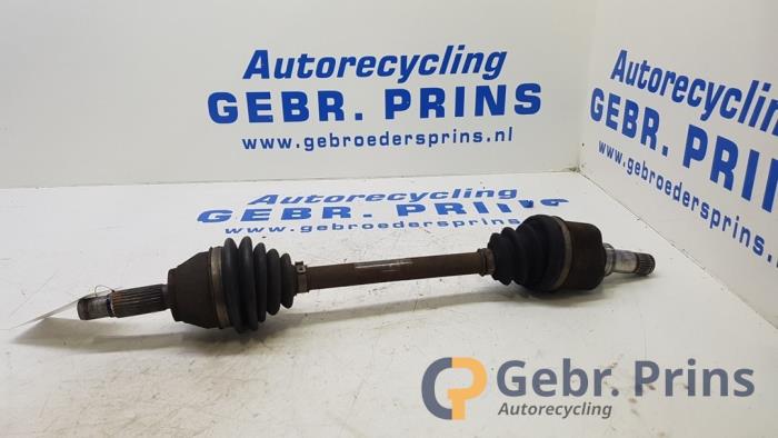 Gebruikte Steekas links-voor Ford Fiesta 6 (JA8) 1.6 16V Sport Prijs € 35,00 Margeregeling aangeboden door Autorec. Gebr. Prins b.v.