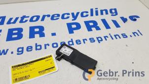 Gebruikte Central electronic module Opel Insignia Prijs € 20,00 Margeregeling aangeboden door Autorec. Gebr. Prins b.v.