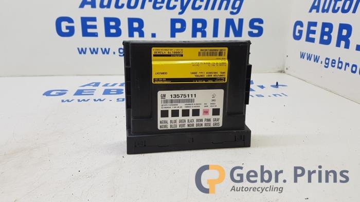 Computer Body Control van een Opel Insignia Sports Tourer 2.0 CDTI 16V 130 ecoFLEX 2009
