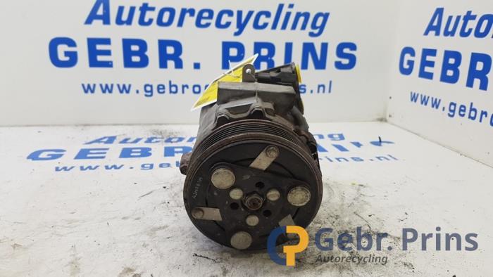 Gebruikte Aircopomp Opel Combo 1.3 CDTI 16V Prijs € 50,00 Margeregeling aangeboden door Autorec. Gebr. Prins b.v.