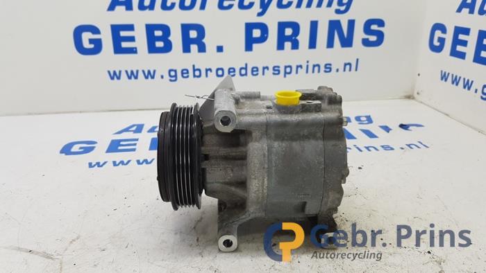 Gebruikte Aircopomp Fiat Panda (312) 0.9 TwinAir 65 Prijs € 75,00 Margeregeling aangeboden door Autorec. Gebr. Prins b.v.
