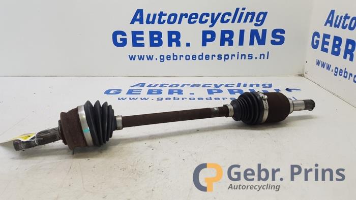 Gebruikte Steekas links-voor Fiat Panda (312) 0.9 TwinAir 65 Prijs € 40,00 Margeregeling aangeboden door Autorec. Gebr. Prins b.v.