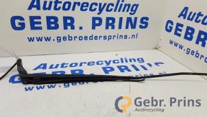 Gebruikte Ruitenwisserarm voor Citroen C4 Cactus (0B/0P) 1.2 PureTech 82 12V Prijs € 20,00 Margeregeling aangeboden door Autorec. Gebr. Prins b.v.