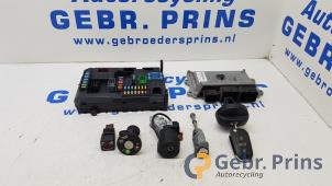 Gebruikte Contactslot + computer Citroen C4 Cactus (0B/0P) 1.2 PureTech 82 12V Prijs € 200,00 Margeregeling aangeboden door Autorec. Gebr. Prins b.v.