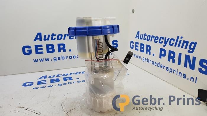 Gebruikte Tank element Pomp Citroen C1 1.0 12V VVT-i Prijs € 50,00 Margeregeling aangeboden door Autorec. Gebr. Prins b.v.