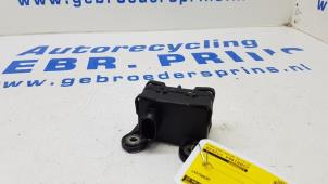 Gebruikte Gier sensor Opel Astra H GTC (L08) 1.6 16V Twinport Prijs € 10,00 Margeregeling aangeboden door Autorec. Gebr. Prins b.v.