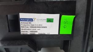 Gebruikte Armleuning Citroen DS3 (SA) 1.2 12V PureTech 82 Prijs € 35,00 Margeregeling aangeboden door Autorec. Gebr. Prins b.v.