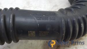 Gebruikte Intercooler Slang Mercedes A (W176) 1.6 A-180 16V Prijs € 30,00 Margeregeling aangeboden door Autorec. Gebr. Prins b.v.