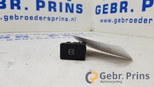 Gebruikte Bandenspanning schakelaar Suzuki Celerio (LF) 1.0 12V Prijs € 10,00 Margeregeling aangeboden door Autorec. Gebr. Prins b.v.