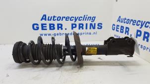 Gebruikte Schokdemperpoot links-voor Opel Astra J (PC6/PD6/PE6/PF6) 1.4 Turbo 16V Prijs € 50,00 Margeregeling aangeboden door Autorec. Gebr. Prins b.v.