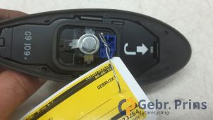 Gebruikte Antenne Lexus IS (E3) 300h 2.5 16V Prijs € 100,00 Margeregeling aangeboden door Autorec. Gebr. Prins b.v.