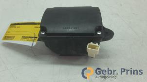 Gebruikte Speaker Lexus IS (E3) 300h 2.5 16V Prijs € 50,00 Margeregeling aangeboden door Autorec. Gebr. Prins b.v.