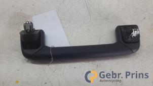 Gebruikte Handgreep Lexus IS (E3) 300h 2.5 16V Prijs € 20,00 Margeregeling aangeboden door Autorec. Gebr. Prins b.v.