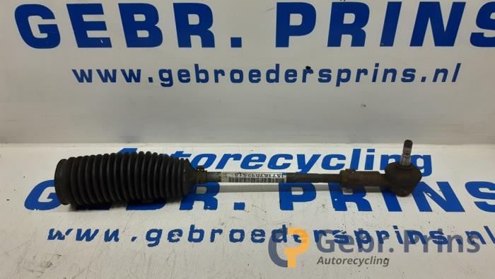 Gebruikte Stuurstang rechts Opel Tigra Twin Top 1.3 CDTi 16V Prijs € 25,00 Margeregeling aangeboden door Autorec. Gebr. Prins b.v.