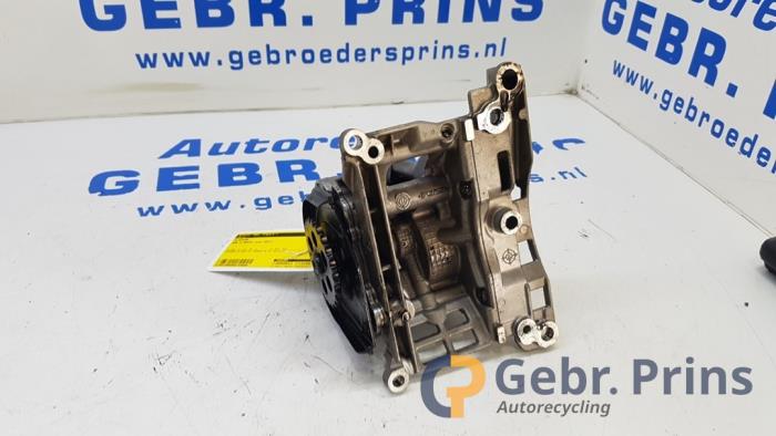 Gebruikte Oliepomp BMW 5 serie Touring (F11) 535d xDrive 24V Prijs € 75,00 Margeregeling aangeboden door Autorec. Gebr. Prins b.v.