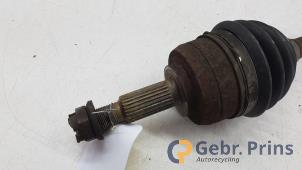 Gebruikte Aandrijfas links-voor Dacia Lodgy (JS) 1.2 TCE 16V Prijs € 50,00 Margeregeling aangeboden door Autorec. Gebr. Prins b.v.