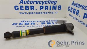 Gebruikte Schokbreker rechts-achter Toyota RAV4 (A5) 2.5 Hybrid 16V AWD Prijs € 50,00 Margeregeling aangeboden door Autorec. Gebr. Prins b.v.