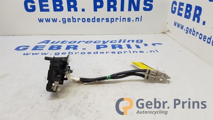 Gebruikte Accu sensor Toyota RAV4 (A5) 2.5 Hybrid 16V AWD Prijs € 30,00 Margeregeling aangeboden door Autorec. Gebr. Prins b.v.