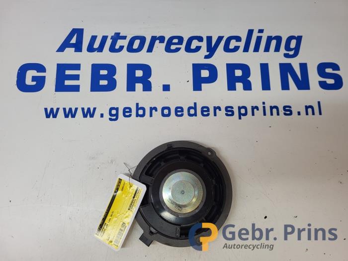 Gebruikte Luidspreker Peugeot 208 II (UB/UH/UP) 1.2 Vti 12V PureTech 100 Prijs € 20,00 Margeregeling aangeboden door Autorec. Gebr. Prins b.v.