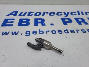 Gebruikte Injector (benzine injectie) Volkswagen Passat Variant (365) 1.4 TSI 16V Prijs € 50,00 Margeregeling aangeboden door Autorec. Gebr. Prins b.v.
