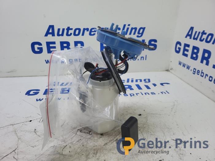 Gebruikte Tank element Pomp Volkswagen Golf VIII (CD1) 1.5 eTSI 16V Prijs € 50,00 Margeregeling aangeboden door Autorec. Gebr. Prins b.v.