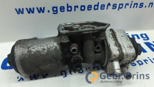 Gebruikte Oliefilterhuis Volkswagen Transporter/Caravelle T5 1.9 TDi Prijs € 30,25 Inclusief btw aangeboden door Autorec. Gebr. Prins b.v.