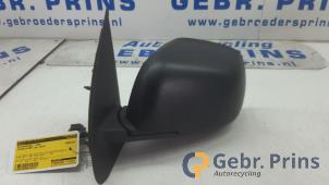 Gebruikte Spiegel Buiten links Nissan Micra (K13) 1.2 12V Prijs € 100,00 Margeregeling aangeboden door Autorec. Gebr. Prins b.v.
