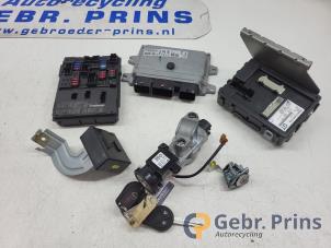 Gebruikte Kontaktslot + computer Nissan Micra (K13) 1.2 12V Prijs € 200,00 Margeregeling aangeboden door Autorec. Gebr. Prins b.v.
