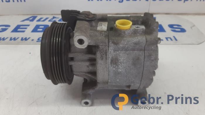 Gebruikte Pomp Airco Ford Ka I 1.3i Prijs € 40,00 Margeregeling aangeboden door Autorec. Gebr. Prins b.v.