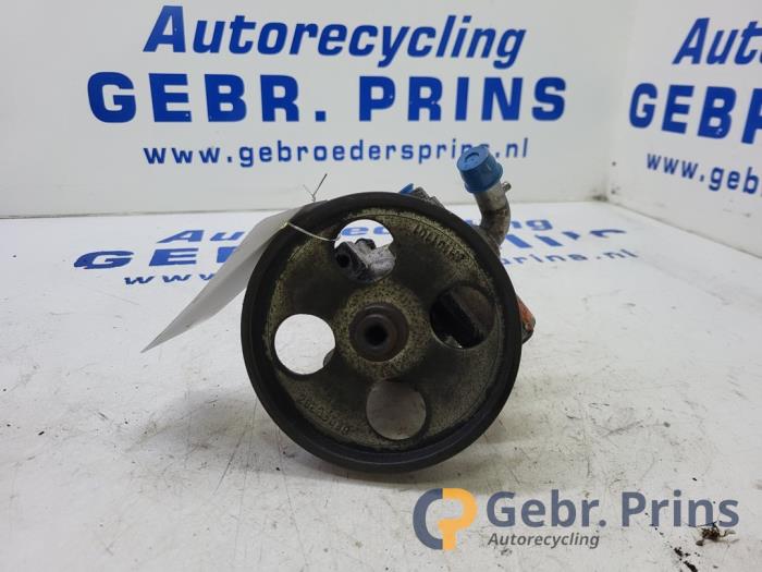 Gebruikte Servopomp Citroen Nemo (AA) 1.4 HDi 70 Prijs € 40,00 Margeregeling aangeboden door Autorec. Gebr. Prins b.v.